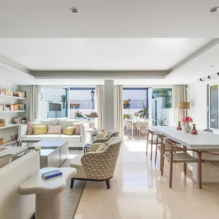 Holiday home Casa Petit Palais - Marbellamar