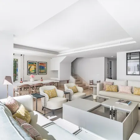 펜션 Casa Petit Palais - Marbellamar By Finest